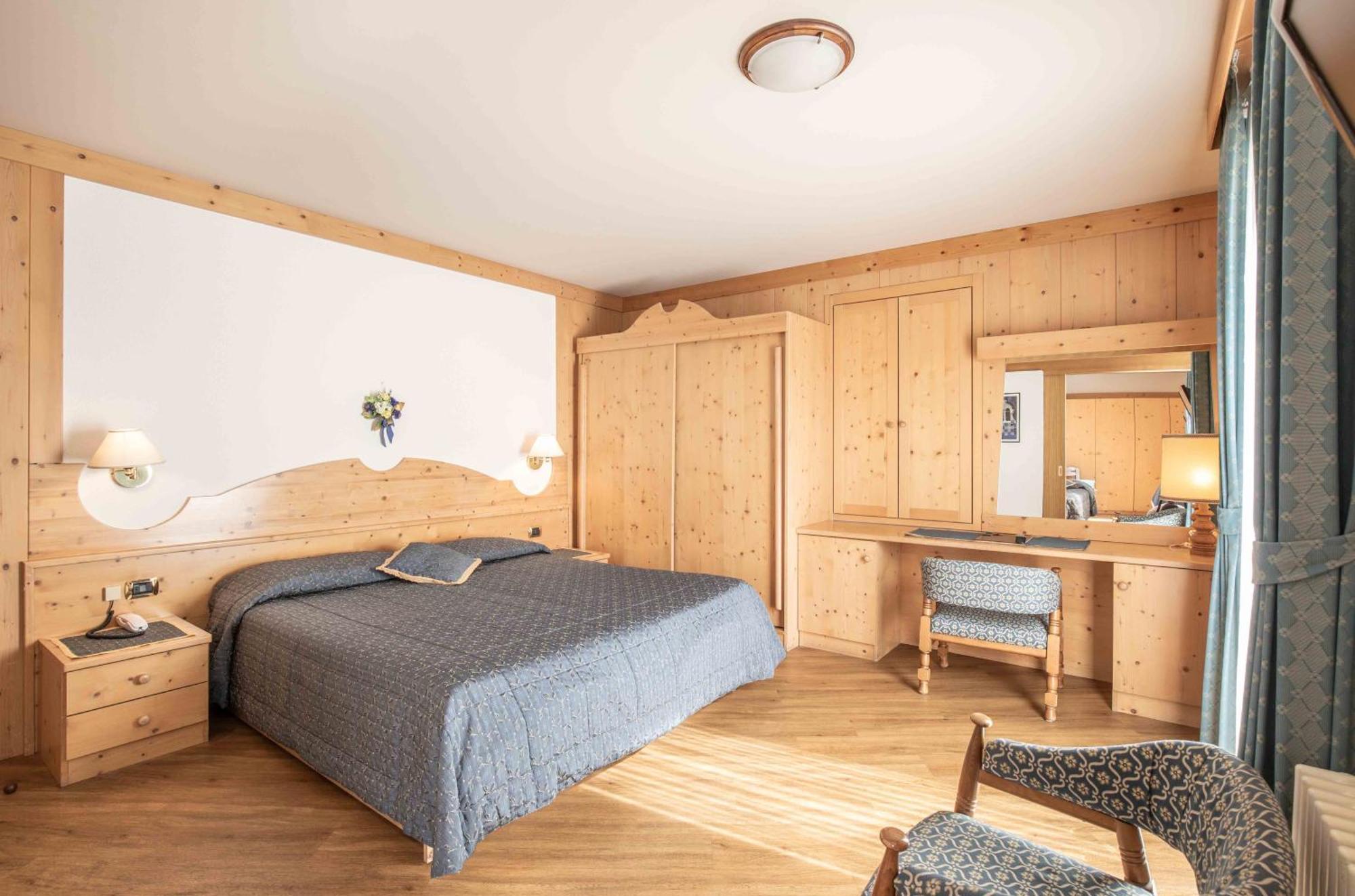 Hotel San Martino Сан-Мартіно-ді-Кастроцца Екстер'єр фото