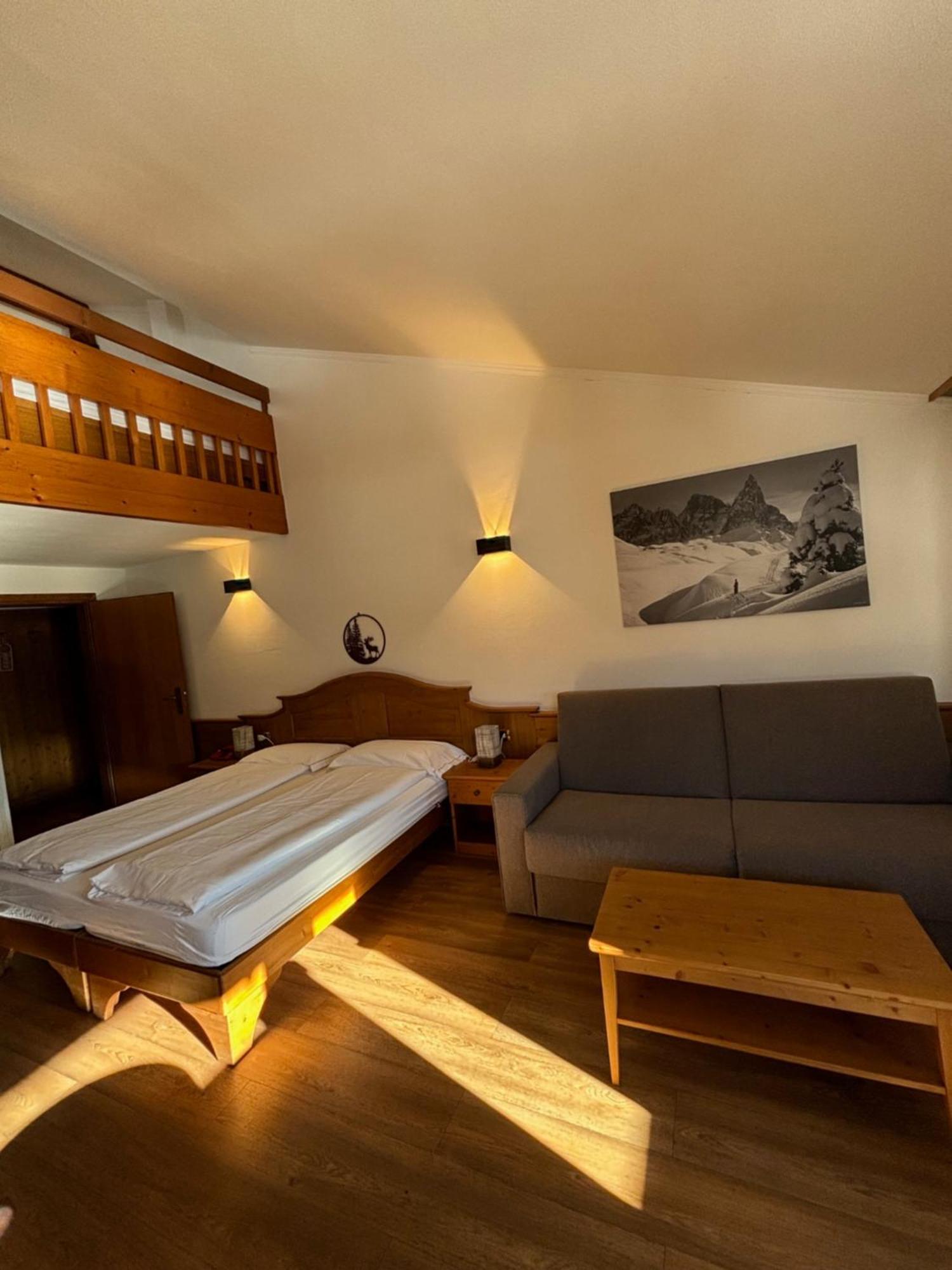 Hotel San Martino Сан-Мартіно-ді-Кастроцца Екстер'єр фото