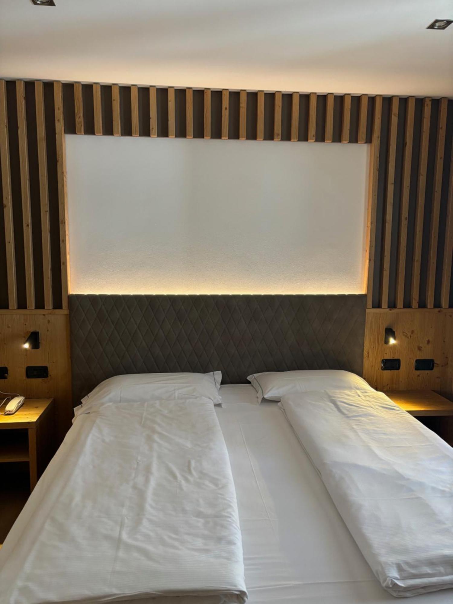 Hotel San Martino Сан-Мартіно-ді-Кастроцца Екстер'єр фото