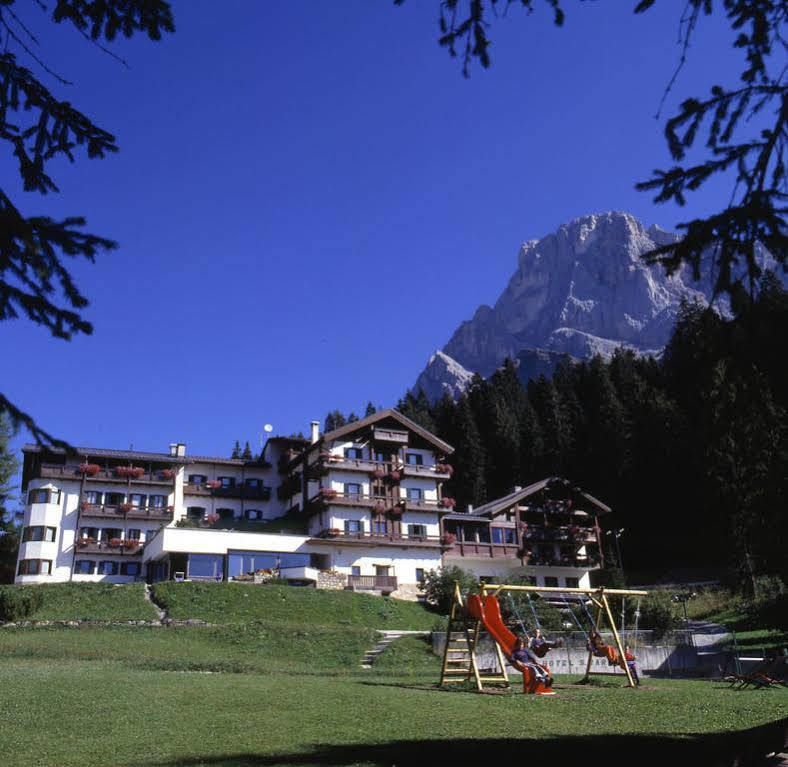Hotel San Martino Сан-Мартіно-ді-Кастроцца Екстер'єр фото